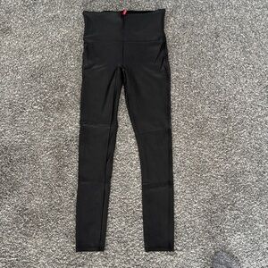 SPANX Full Length Faux Leather Leggings, Size Medium, Excellent Condition!